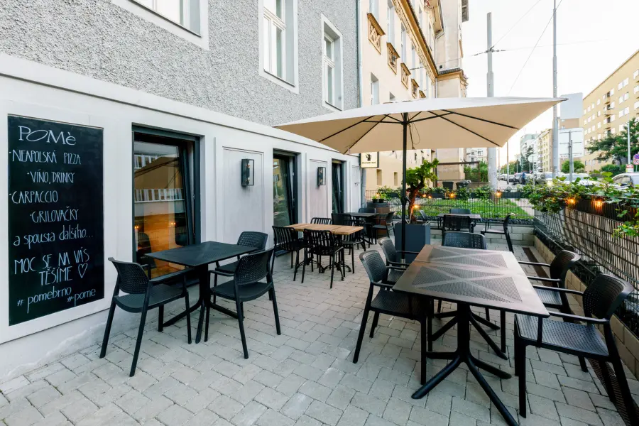 Pizzerie POMe Brno - exteriér restaurace