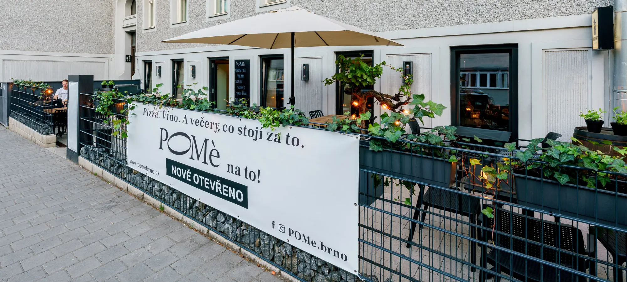 Pizzerie POMe Brno - exteriér restaurace